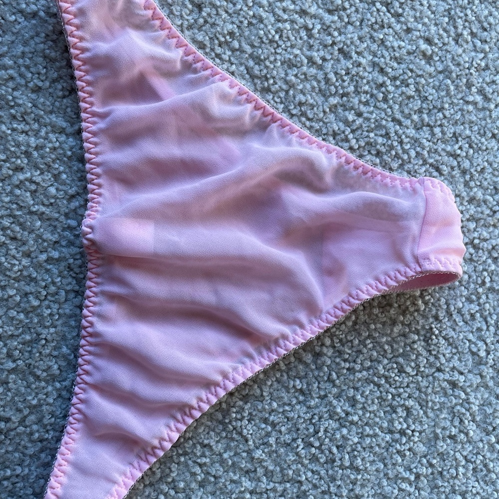 Vingate 💎Victoria's sheer Panties s - Picture 2 of 3